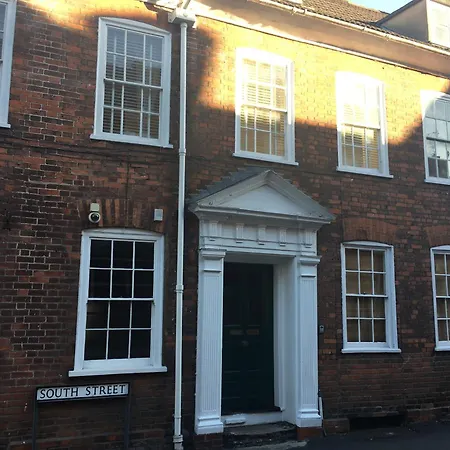 Elizabeth Clark Apartment Manningtree Exterior photo
